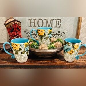 Pioneer Woman Rose Shadow 26-ounce floral jumbo latte mug RETIRED